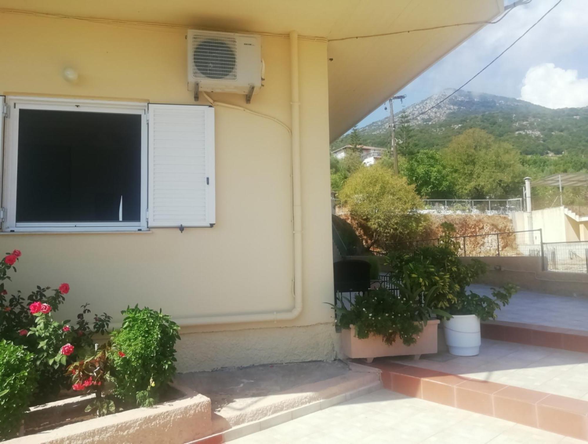 Maria'S Apartment Poros  Exterior photo